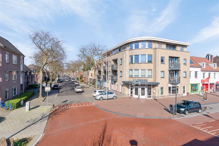 Bekijk foto 29 van Ekkerstraat 93