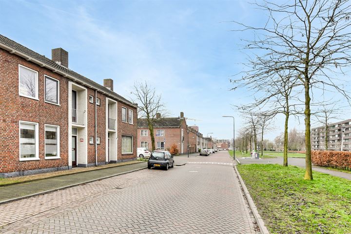 Bekijk foto 29 van Copernicusstraat 36