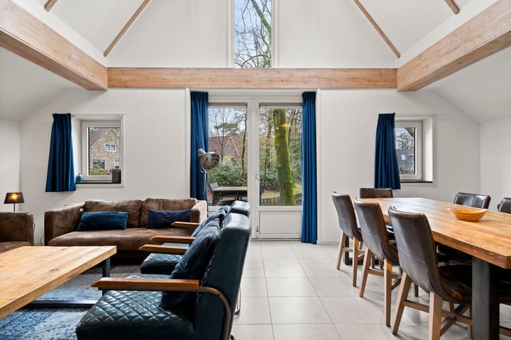 Photo 2 of Vijverlaan 1-PB2