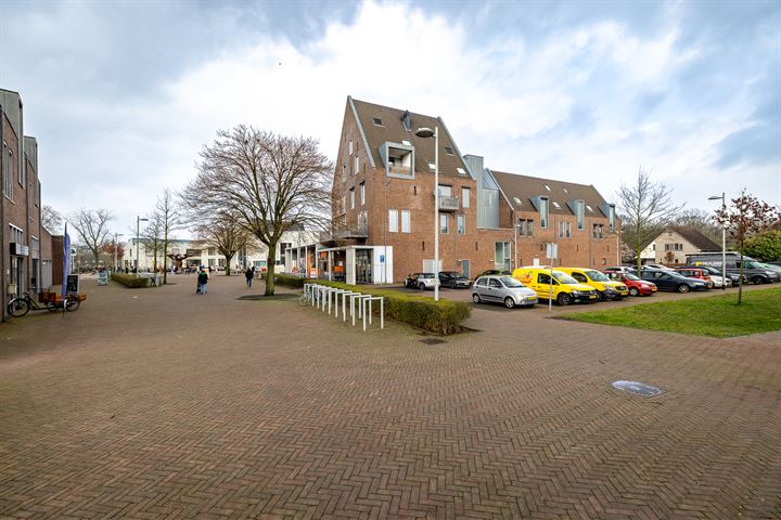 Bekijk foto 51 van Asterstraat 3