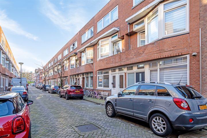 View photo 1 of Halleystraat 12-B