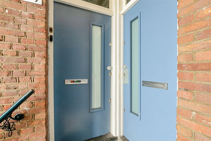 View photo 4 of Schlegelstraat 79