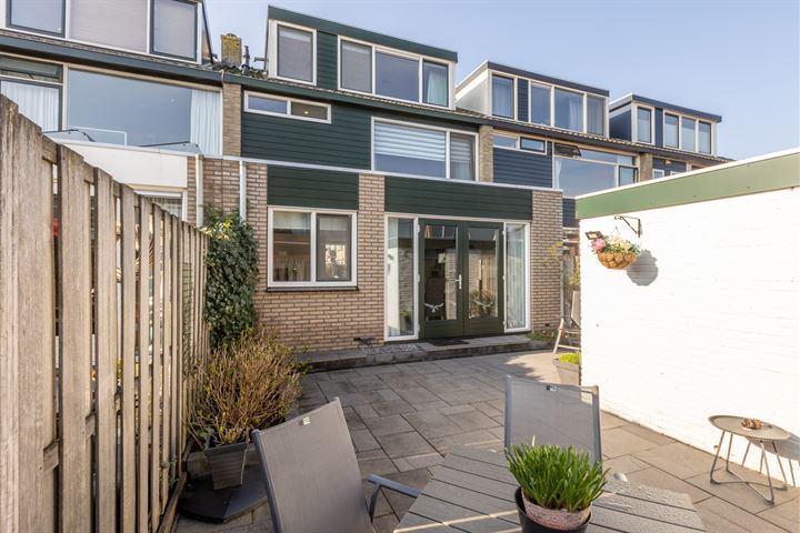 Bekijk foto 42 van Meester Lallemanstraat 10