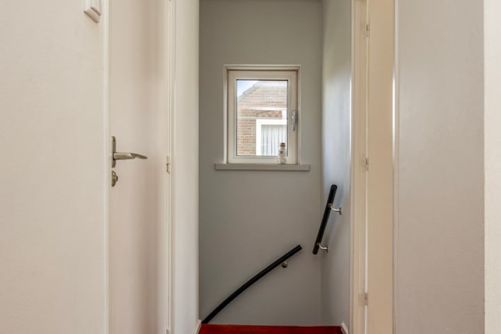 Bekijk foto 10 van Meidoornstraat 24