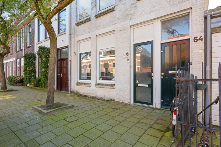 View photo 36 of Oosterstraat 66