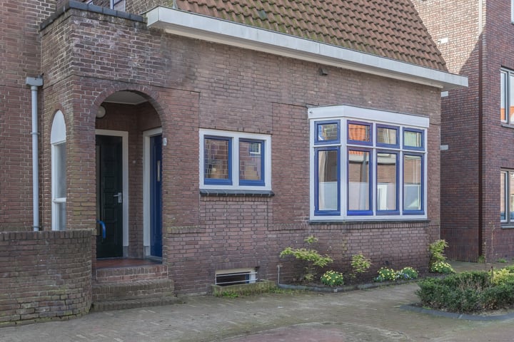 Bekijk foto 4 van Jan Nieuwenhuijzenstraat 1-A