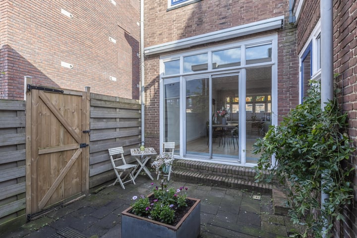 Bekijk foto 45 van Jan Nieuwenhuijzenstraat 1-A