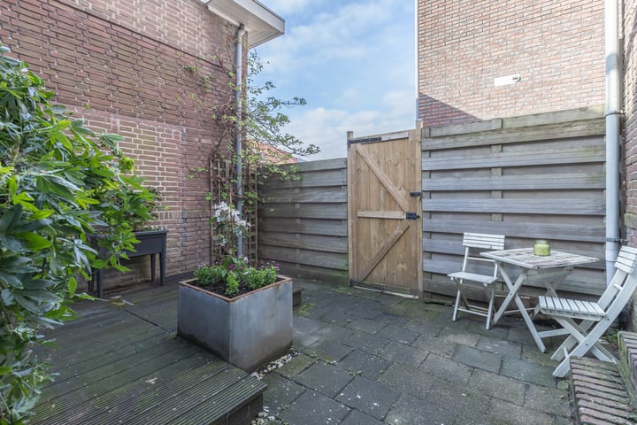 Bekijk foto 48 van Jan Nieuwenhuijzenstraat 1-A