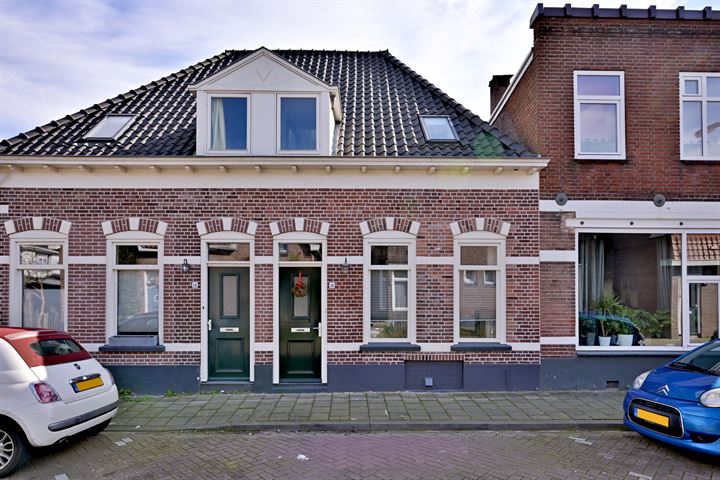 Bekijk foto 1 van Tamboerslaantje 16