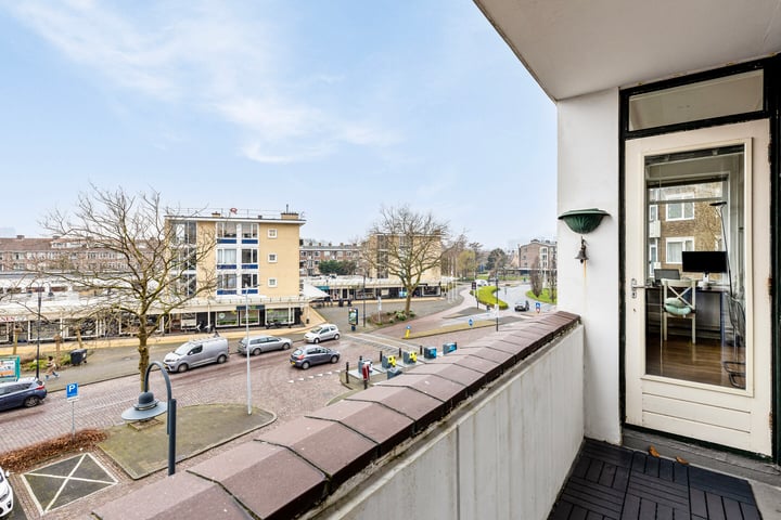 Bekijk foto 36 van Palairetstraat 22