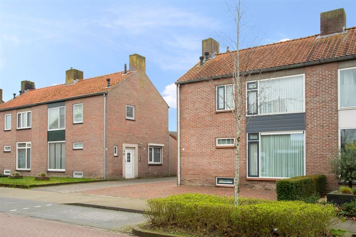 Bekijk foto 31 van Repelstraat 7