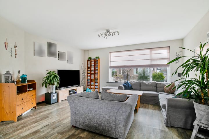 Photo 17 of Oranjeweg 36