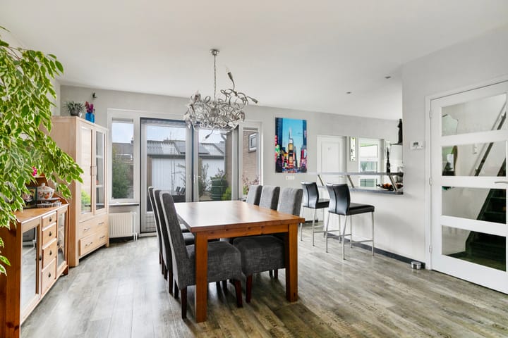 Photo 15 of Oranjeweg 36