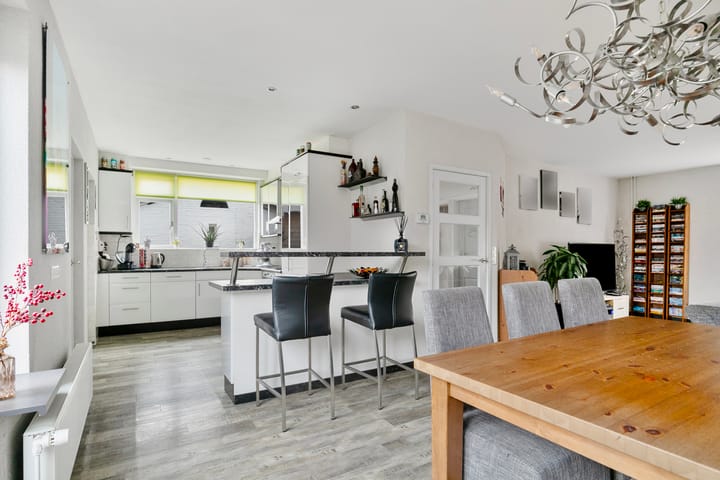 Photo 18 of Oranjeweg 36