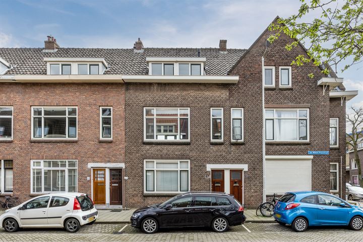 Bekijk foto 1 van Jan Willem Frisostraat 37-B