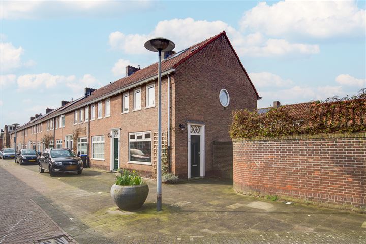 Bekijk foto 39 van Harpstraat 62