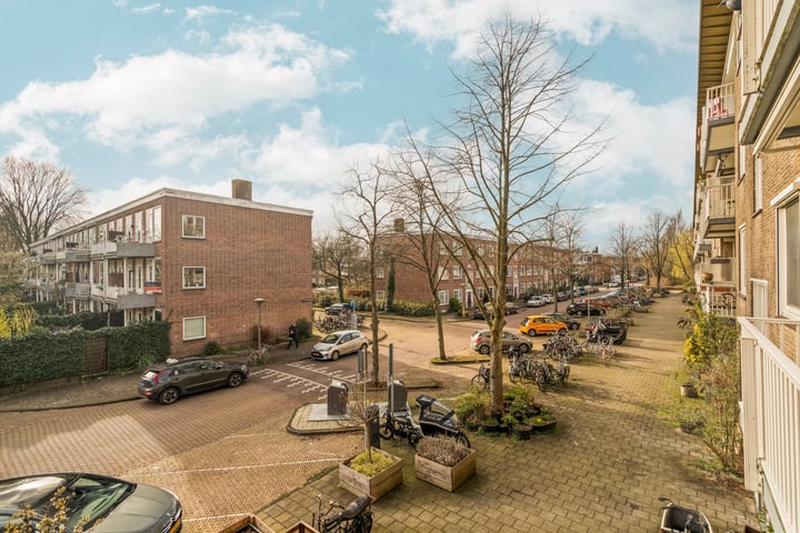 Bekijk foto 9 van Max Planckstraat 25-I