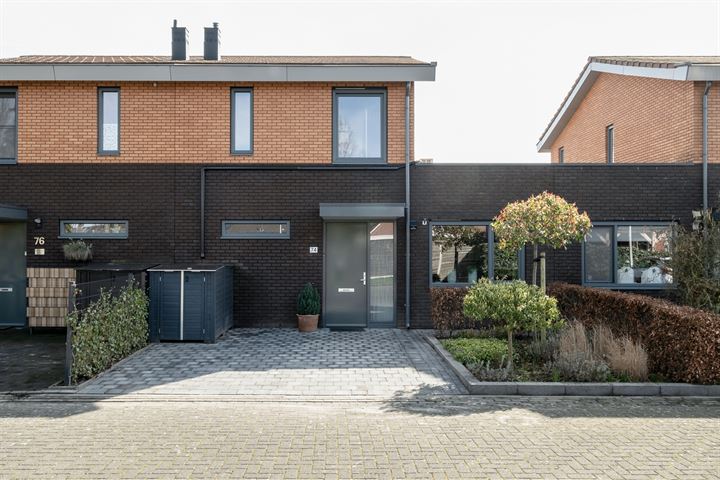 Bekijk foto 32 van Lijsterbesstraat 74