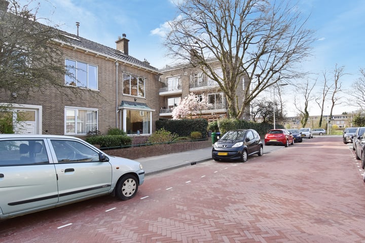 Bekijk foto 2 van Akkerwindestraat 22