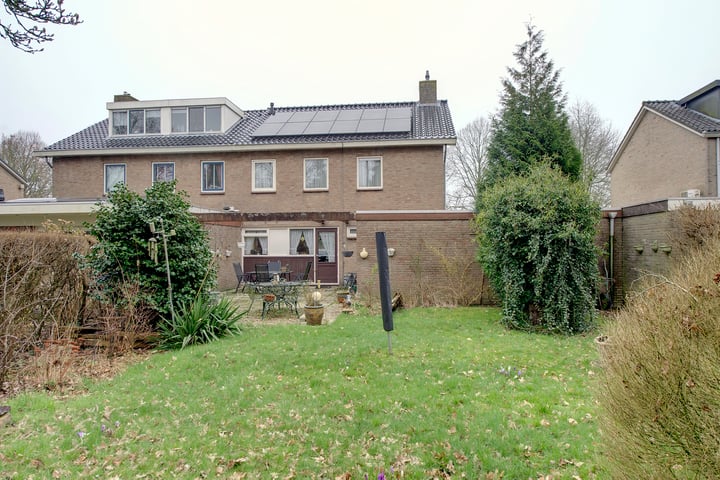 Bekijk foto 10 van Schubertlaan 8