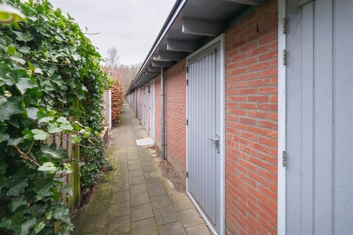 Bekijk foto 23 van Erfgooiersstraat 600