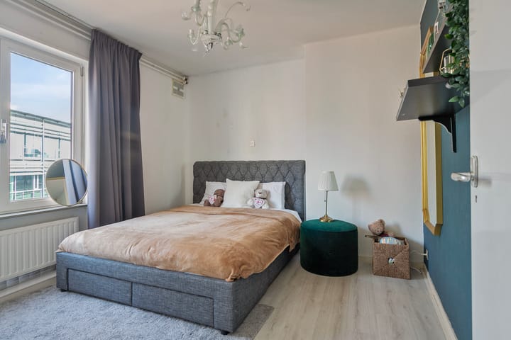 Foto 33 van Steenstraat 150