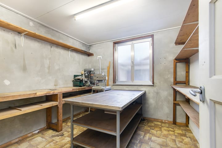 Photo 19 of Frans van Waesberghestraat 5