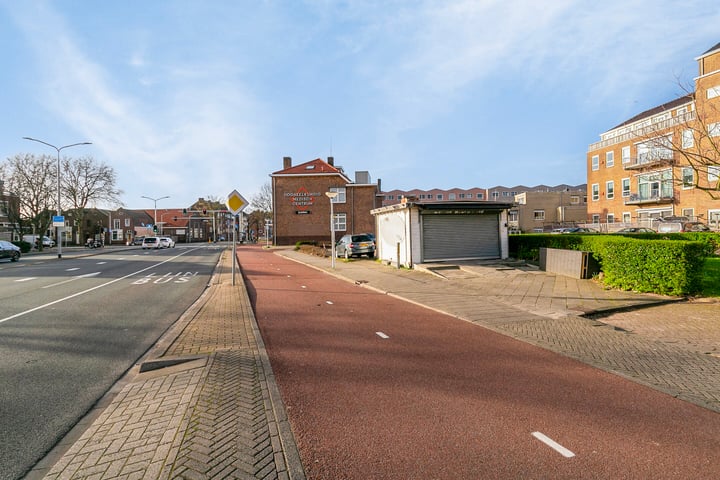 Bekijk foto 35 van Kapelaan Gerrit Grootstraat 62