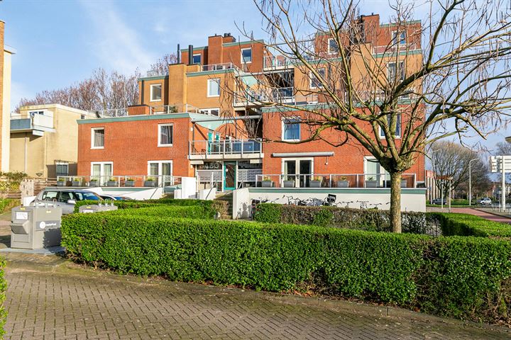 Bekijk foto 31 van Kapelaan Gerrit Grootstraat 62