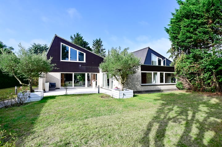 Foto 1 van Prins Clauslaan 1