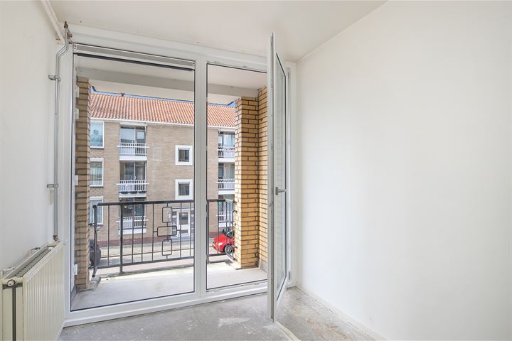 Bekijk foto 18 van Louise de Colignystraat 52