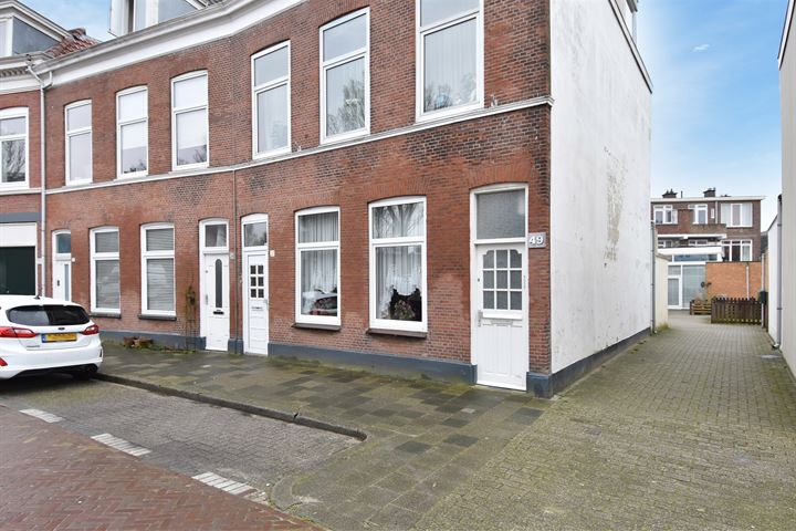 View photo 2 of Vijzelstraat 51