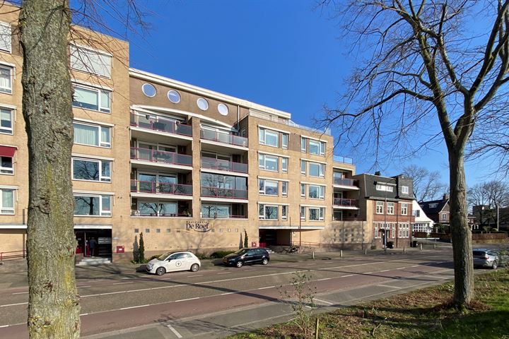 Bekijk foto 2 van Sint Urbanusweg 10-B