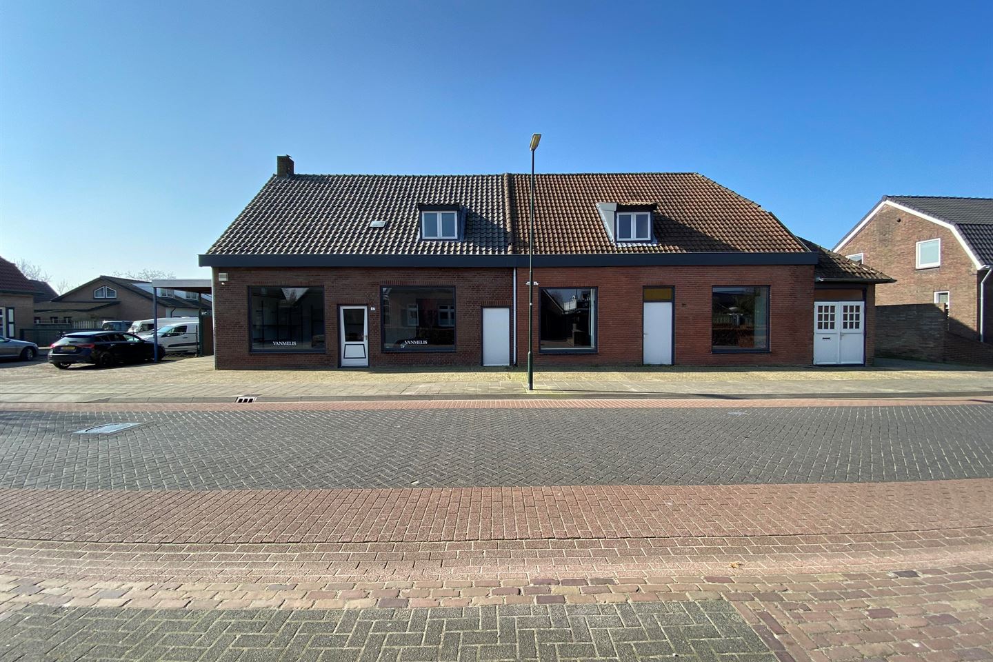 View photo 2 of Oude-Molenweg 35