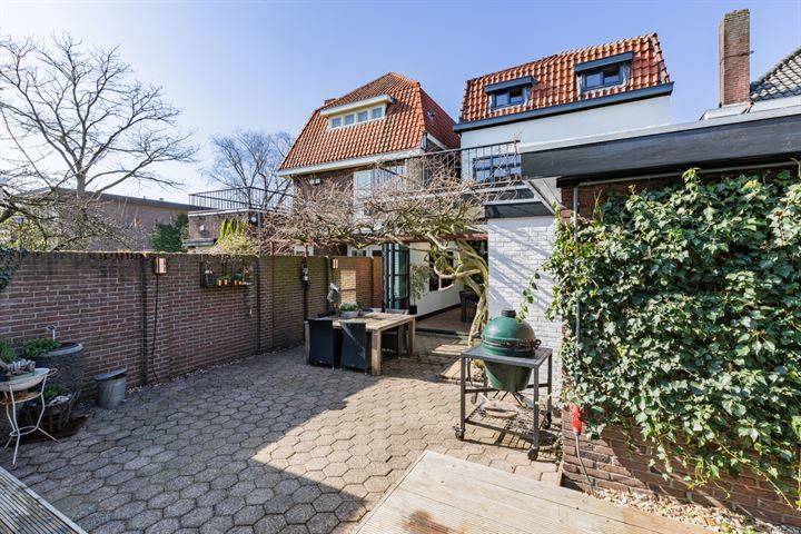 View photo 36 of Staringstraat 14