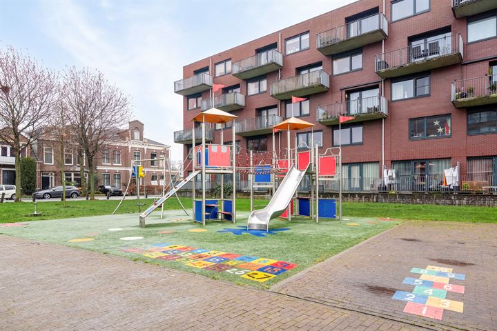 Bekijk foto 33 van Grootscheepmakersstraat 1-A2