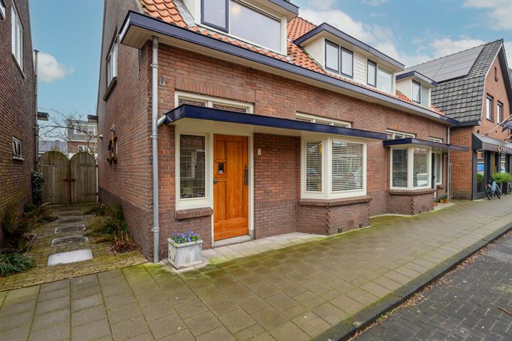 Bekijk foto 32 van Van der Goesstraat 8