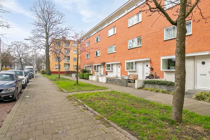 Bekijk foto 1 van Weerselostraat 17