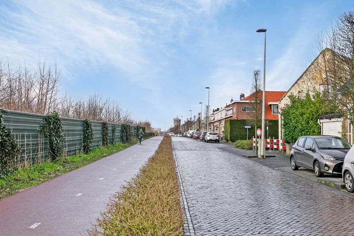 Bekijk foto 35 van Parallelweg 200