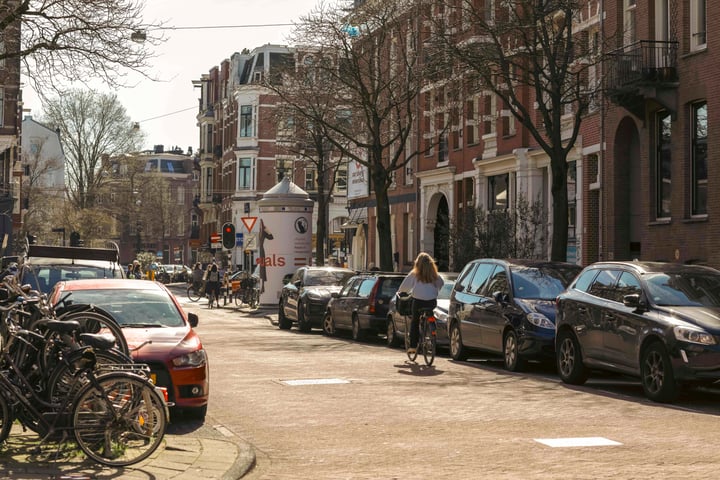 Bekijk foto 30 van Eerste Helmersstraat 101-III