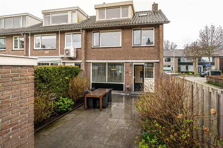 Bekijk foto 24 van Delflandstraat 31