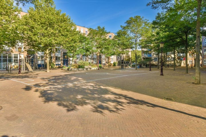 View photo 21 of Boerhaaveplein 18-3