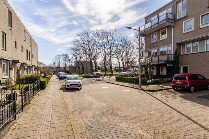 View photo 36 of Baakhovenstraat 24