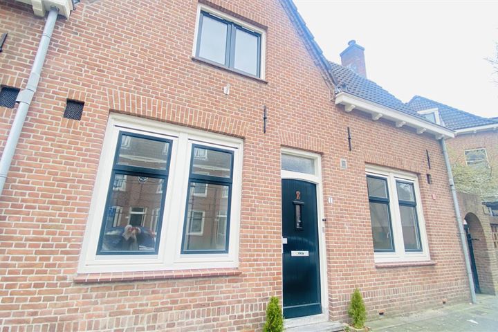 Bekijk foto 1 van Wantijstraat 1