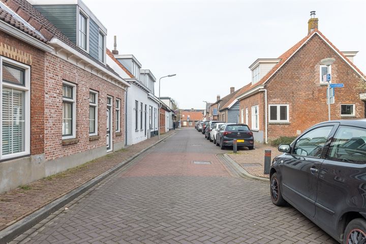 Bekijk foto 16 van Daniëlstraat 12