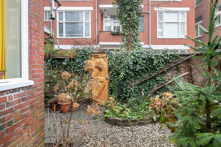 Bekijk foto 32 van Tuinbouwstraat 65