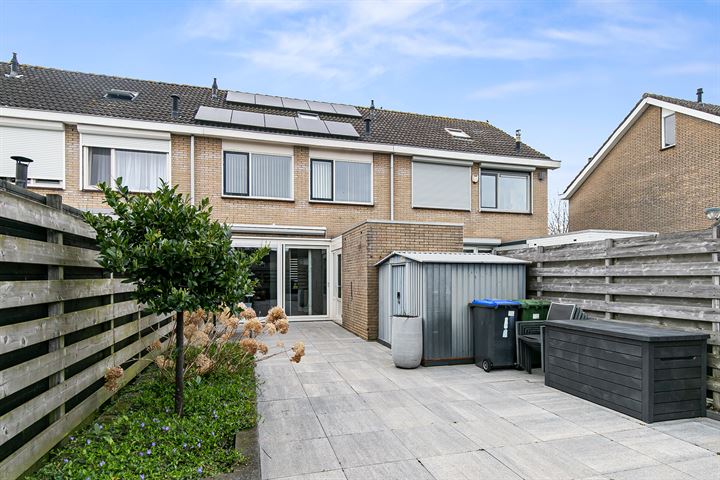 View photo 32 of Roofvogelstraat 17