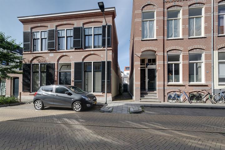 Bekijk foto 1 van Karel van Gelderstraat 30