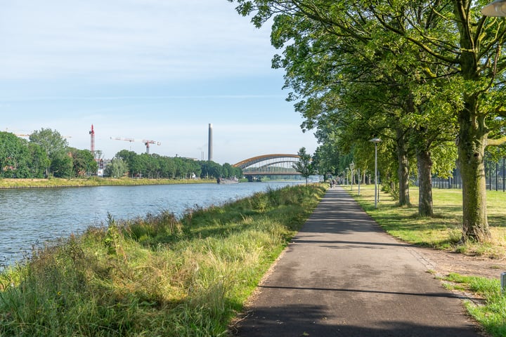 Bekijk foto 52 van Everard Meijsterlaan 70