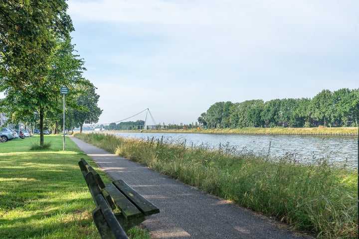 Bekijk foto 51 van Everard Meijsterlaan 70